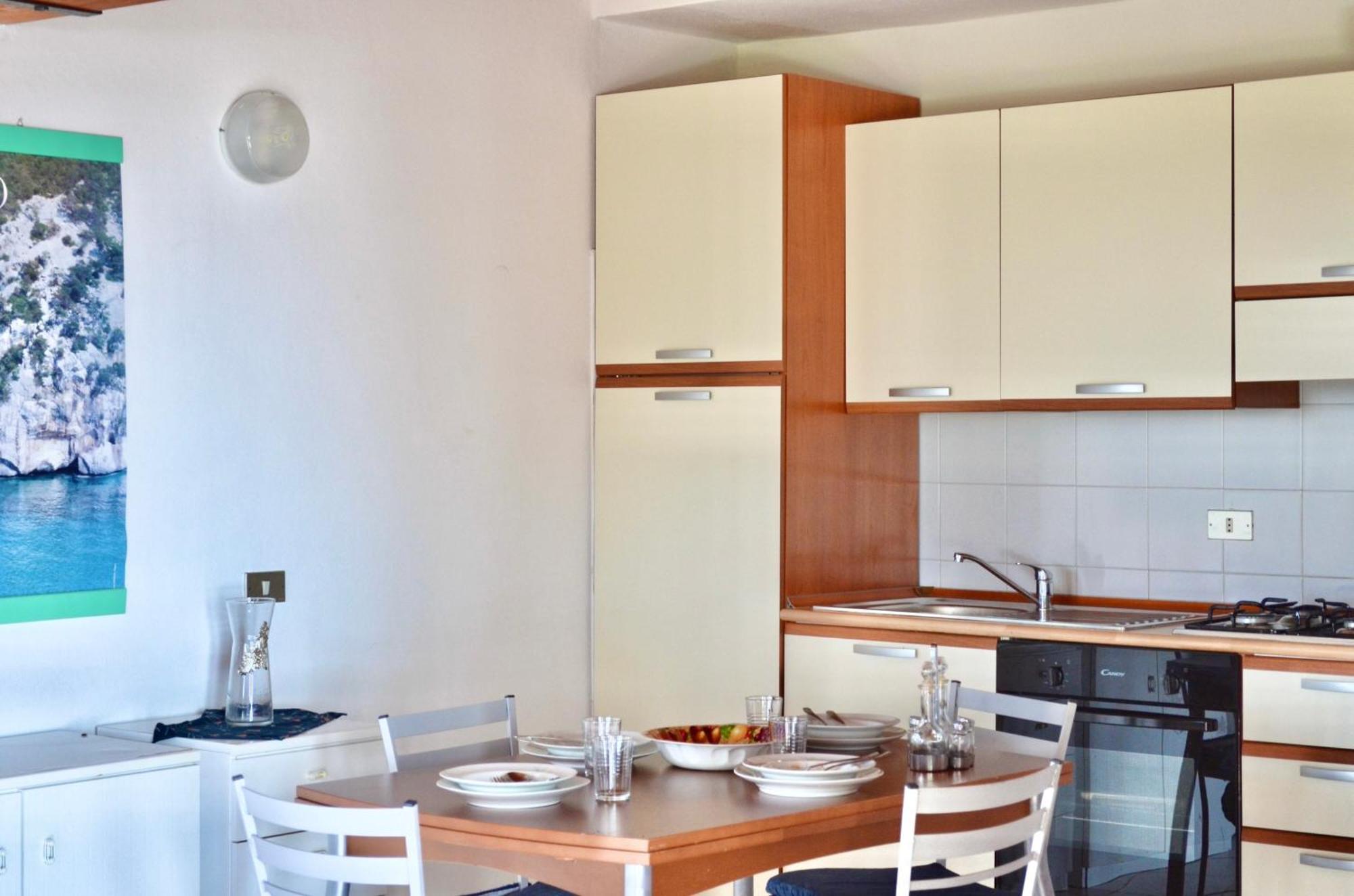 Iss Travel, Panoramic Coda Cavallo Cottages - 10 Km From San Teodoro San Teodoro  Exterior photo